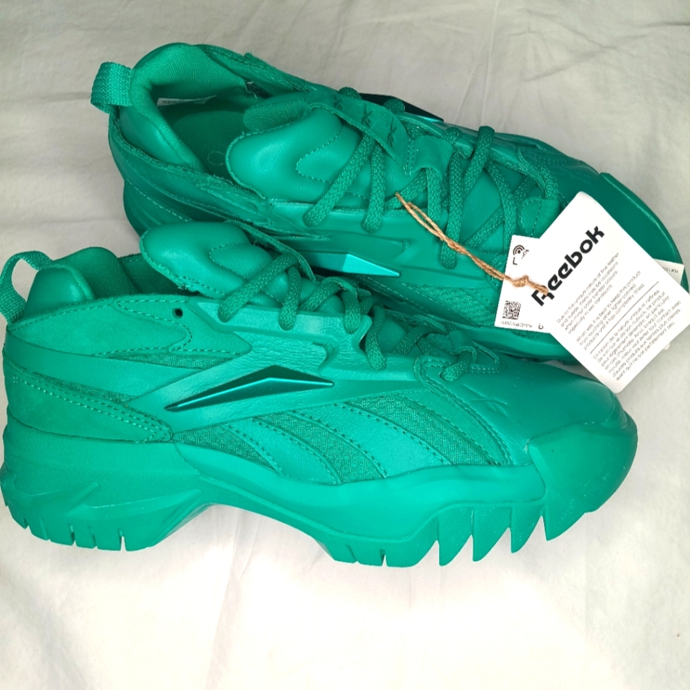 Reebok Club C V2 Cardi B Emerald Green Women’s Low Top Leather Shoes Sneakers 7